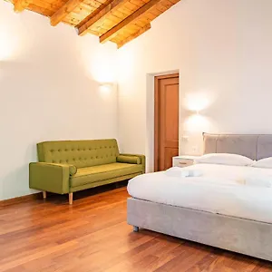 Appartamento Le Guglie In Piazza Castello - Centro Storico, Milano